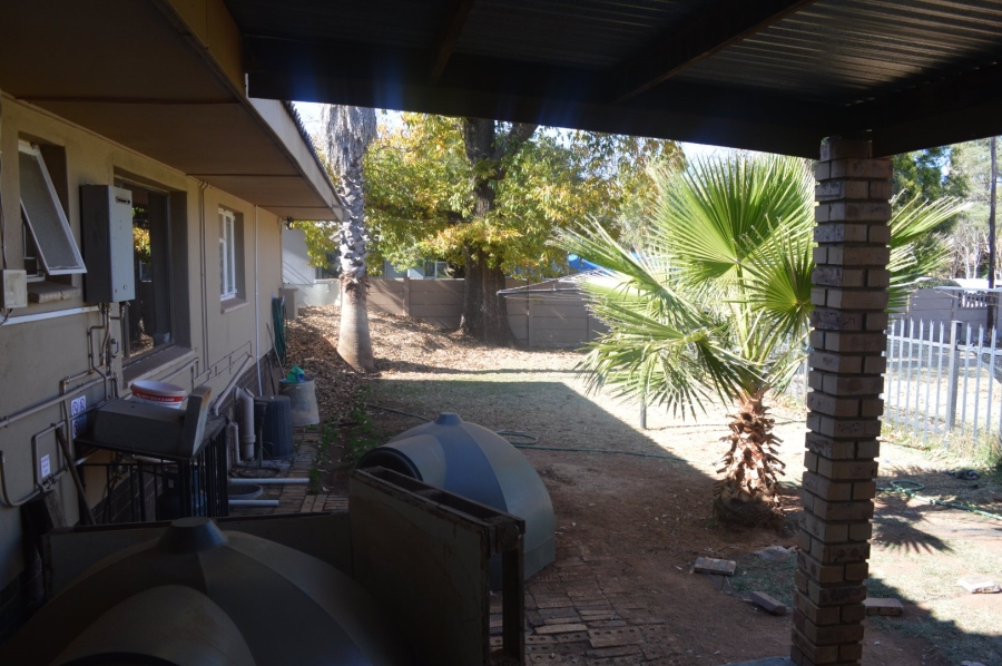 Commercial Property for Sale in Flamwood North West